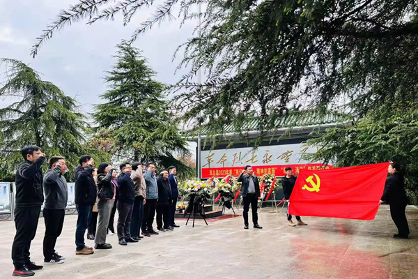 城关镇党员教育经验信息配图_副本.jpg