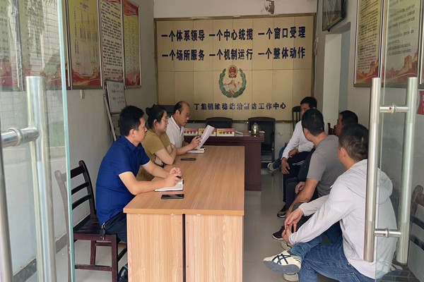接访图片_副本.jpg