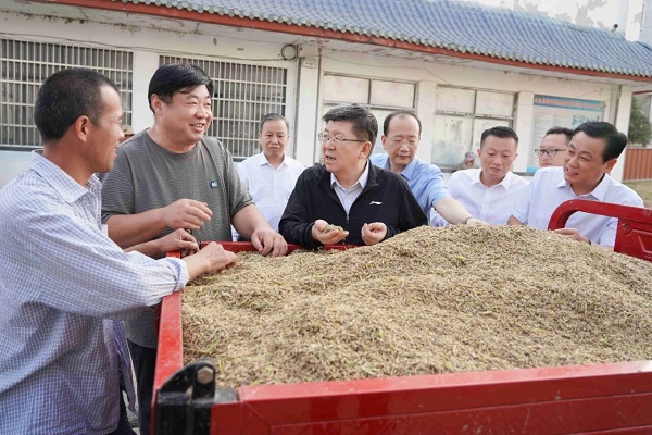 任书记1.jpg